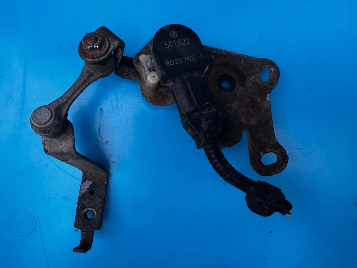 89407-12040 Sensor Niveauregulierung Scheinwerfer