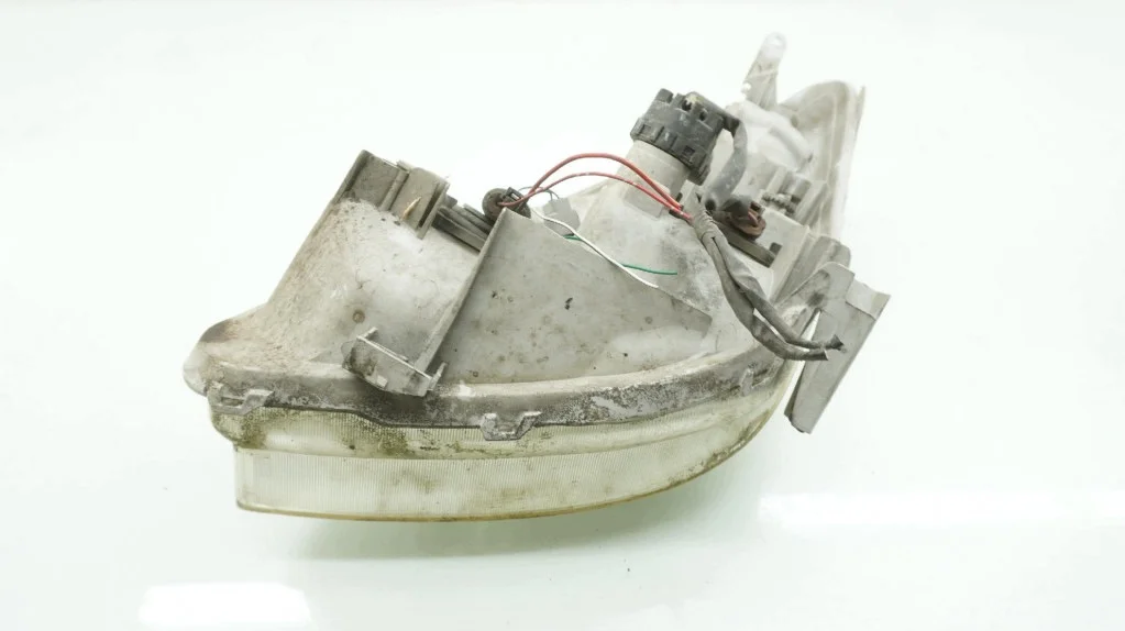 Toyota Corolla Verso Scheinwerfer Rechts M-35664- image 5