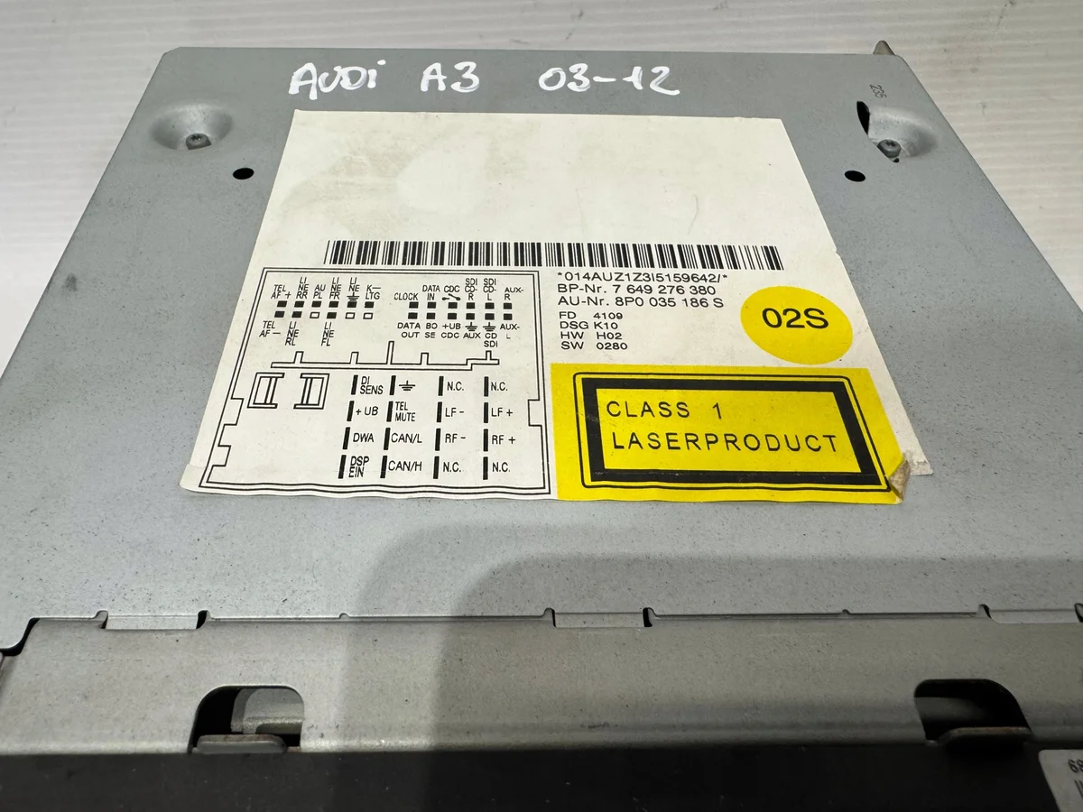 Rádio Audi Blaupunkt OE 8P0035186S Usado image 5