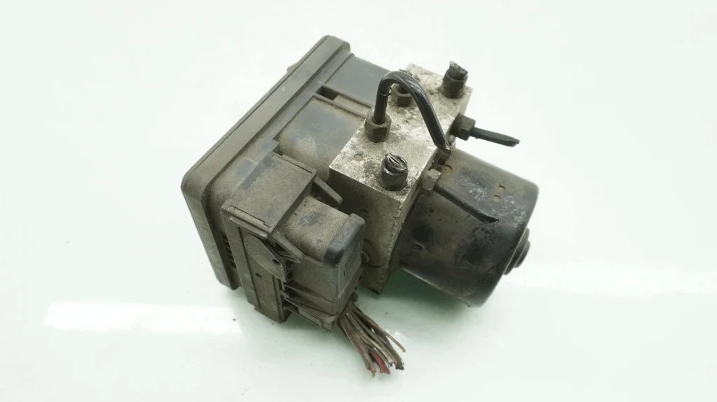ABS pomp Ford Focus C-Max MK1 MK2 image 4