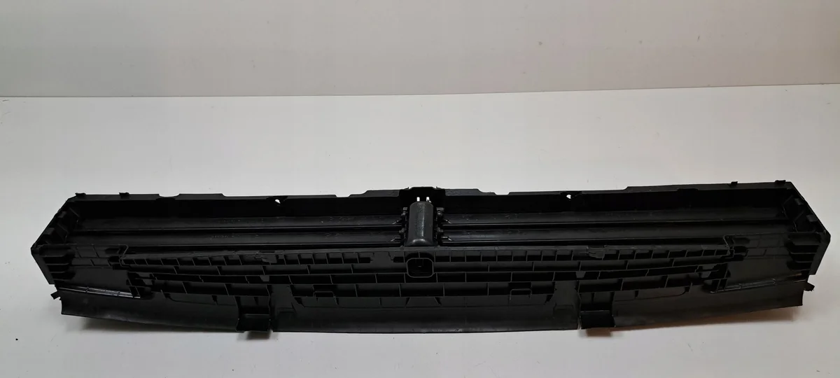 BMW 5 G60 G61 Luftintag Galler 5A09B57 image 9