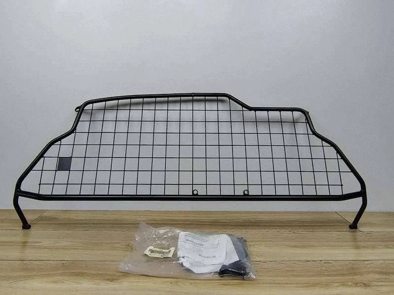 Toyota RAV4 Trunk Divider for Dogs