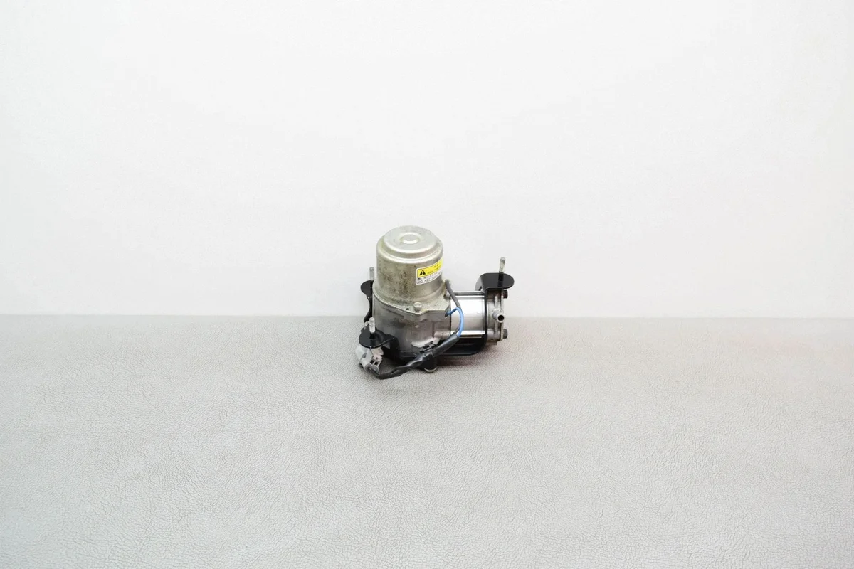 Bomba de vácuo Mitsubishi Outlander 0C040145