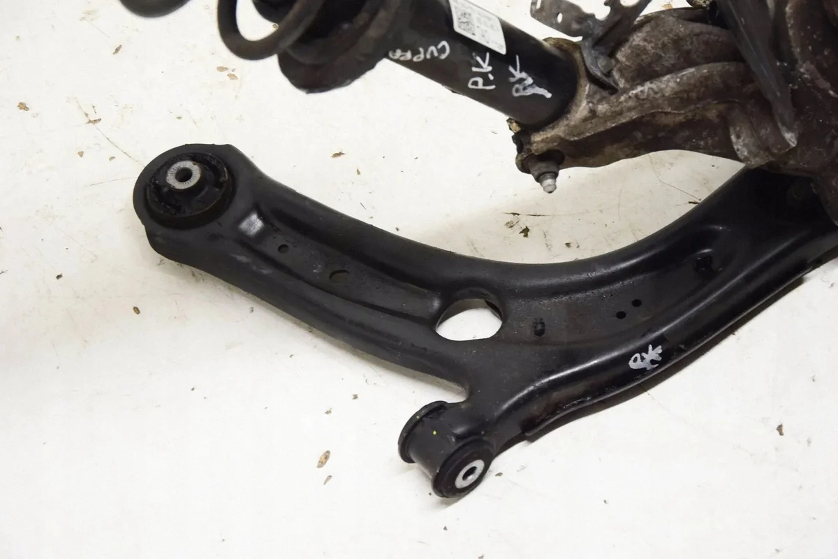 Amortyzator Seat Ateca 2018 Droit 5Q3413031F image 5