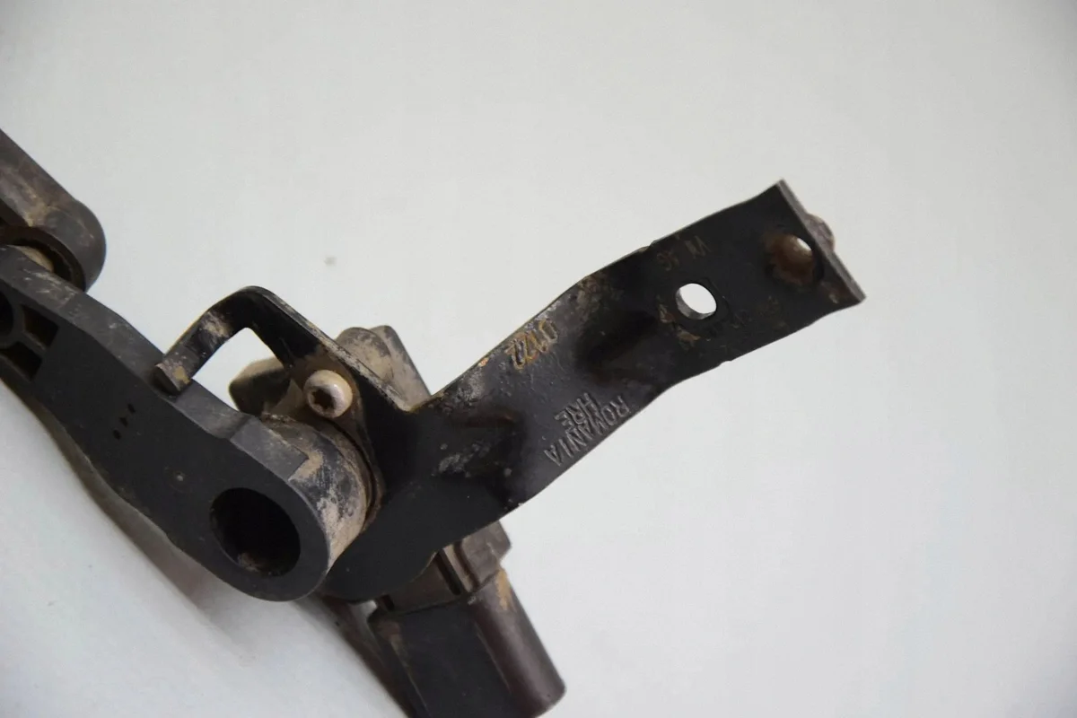 Audi Q4 E-Tron Xenon Level Sensor Rear 1EA512521C image 4