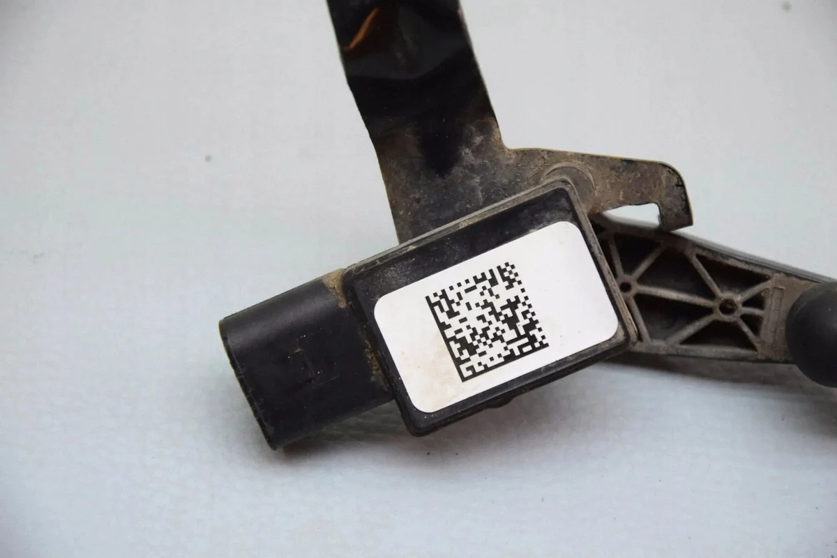 Audi Q4 E-Tron Xenon Level Sensor Rear 1EA512521C image 7