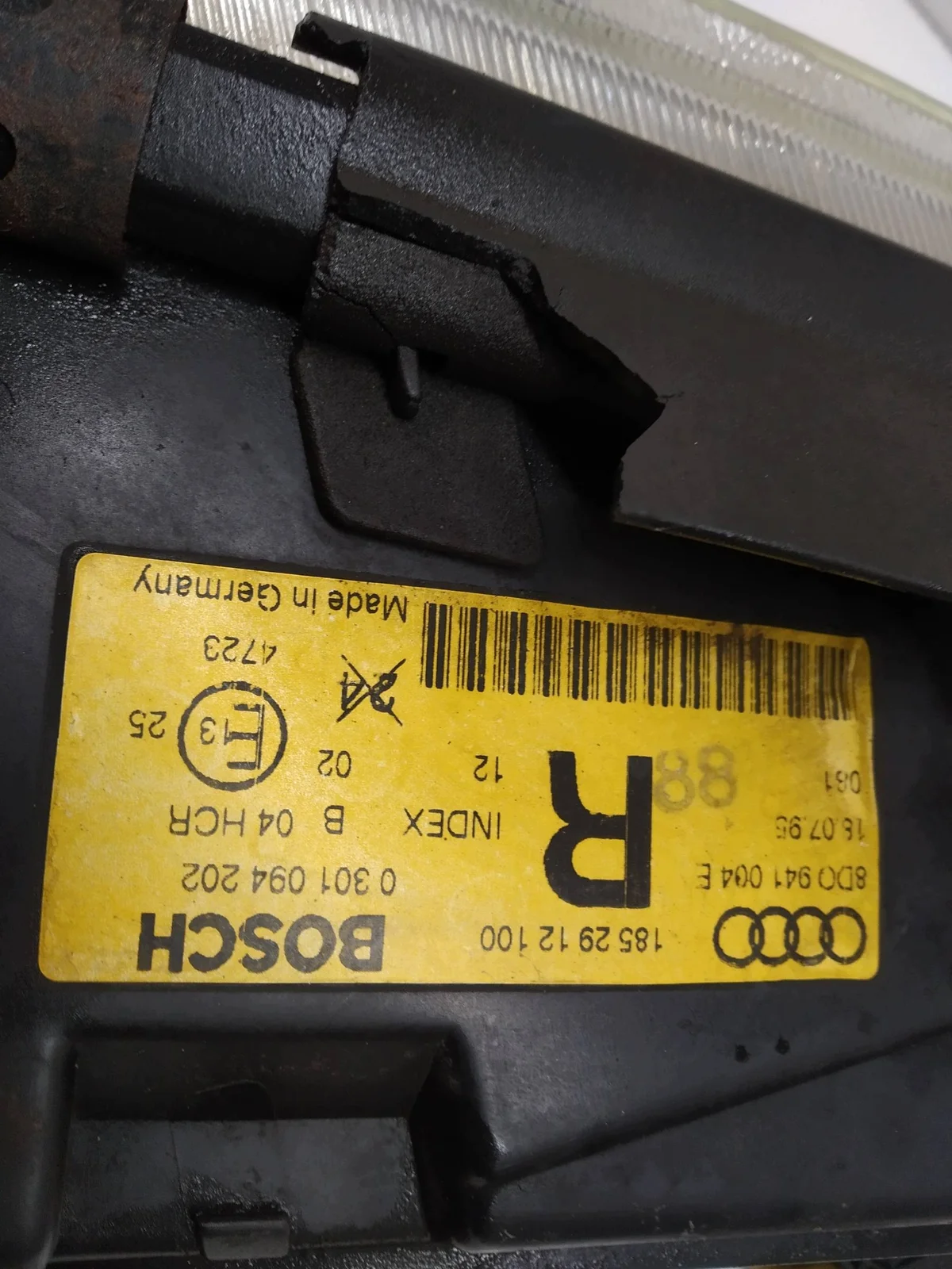 Farol Direito Audi A4 B5 Usado OE image 4