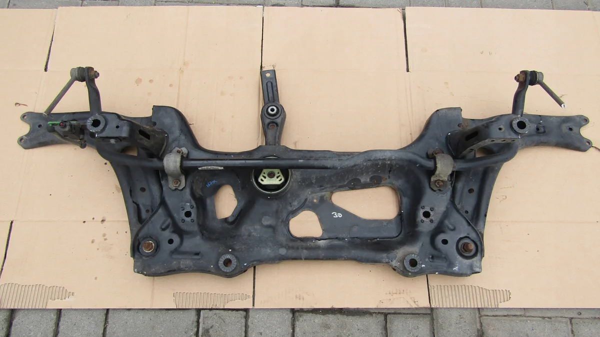 VW Touran III 5T Achsträger komplett gebraucht