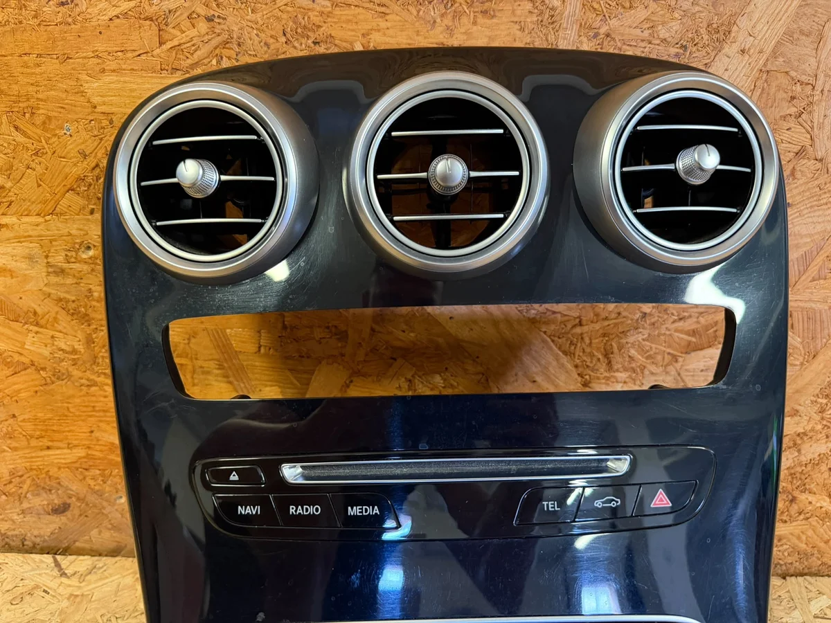 Mercedes W205 C-klass Mittkonsol Dekorpanel image 5