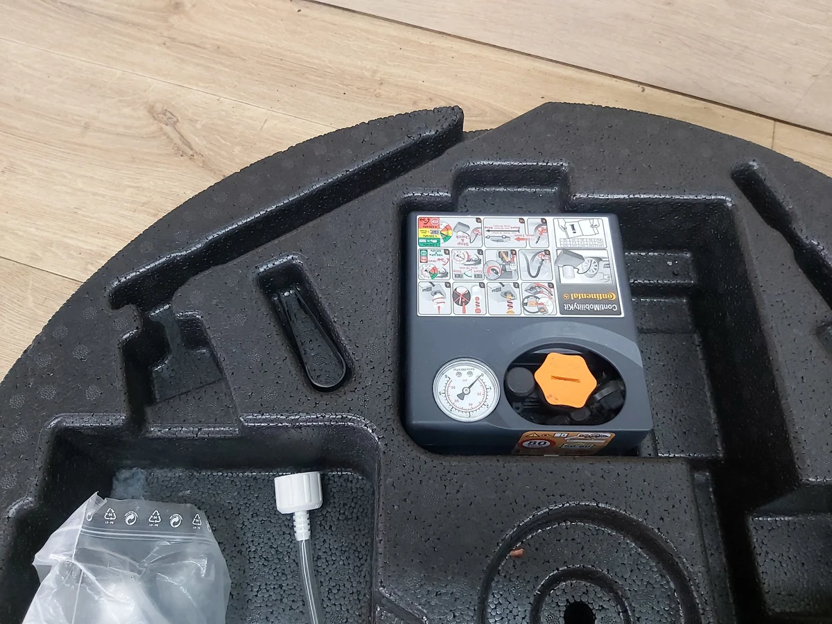 Nissan Qashqai J11 Insert Coffre Styropor Pompe image 3