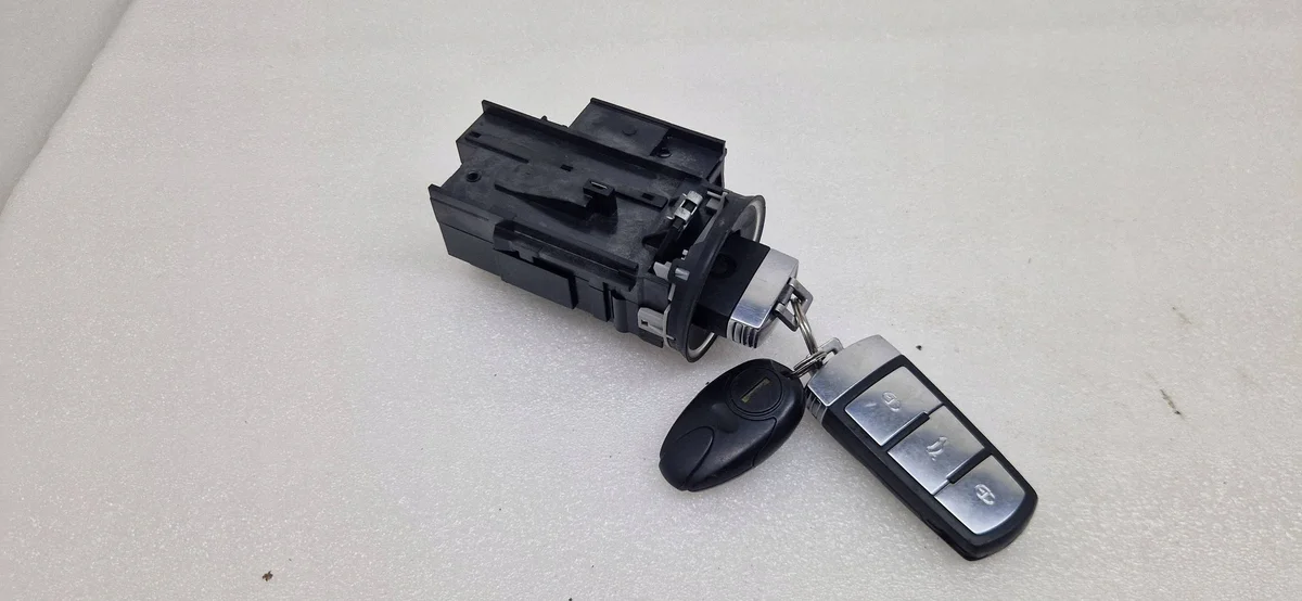 Virtalukko Volkswagen Passat B7 3C0905843T image 3