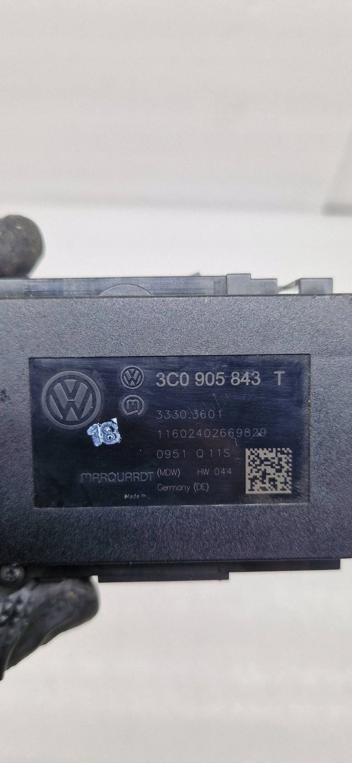 Virtalukko Volkswagen Passat B7 3C0905843T image 5