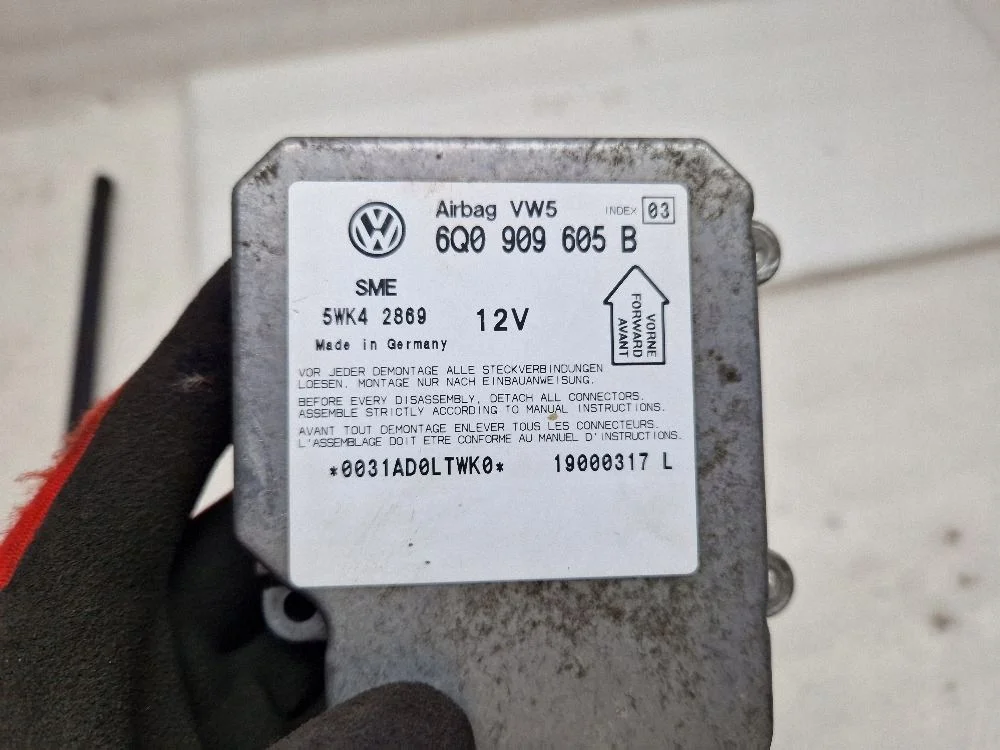 Airbag-ohjain Volkswagen Passat B5 image 4