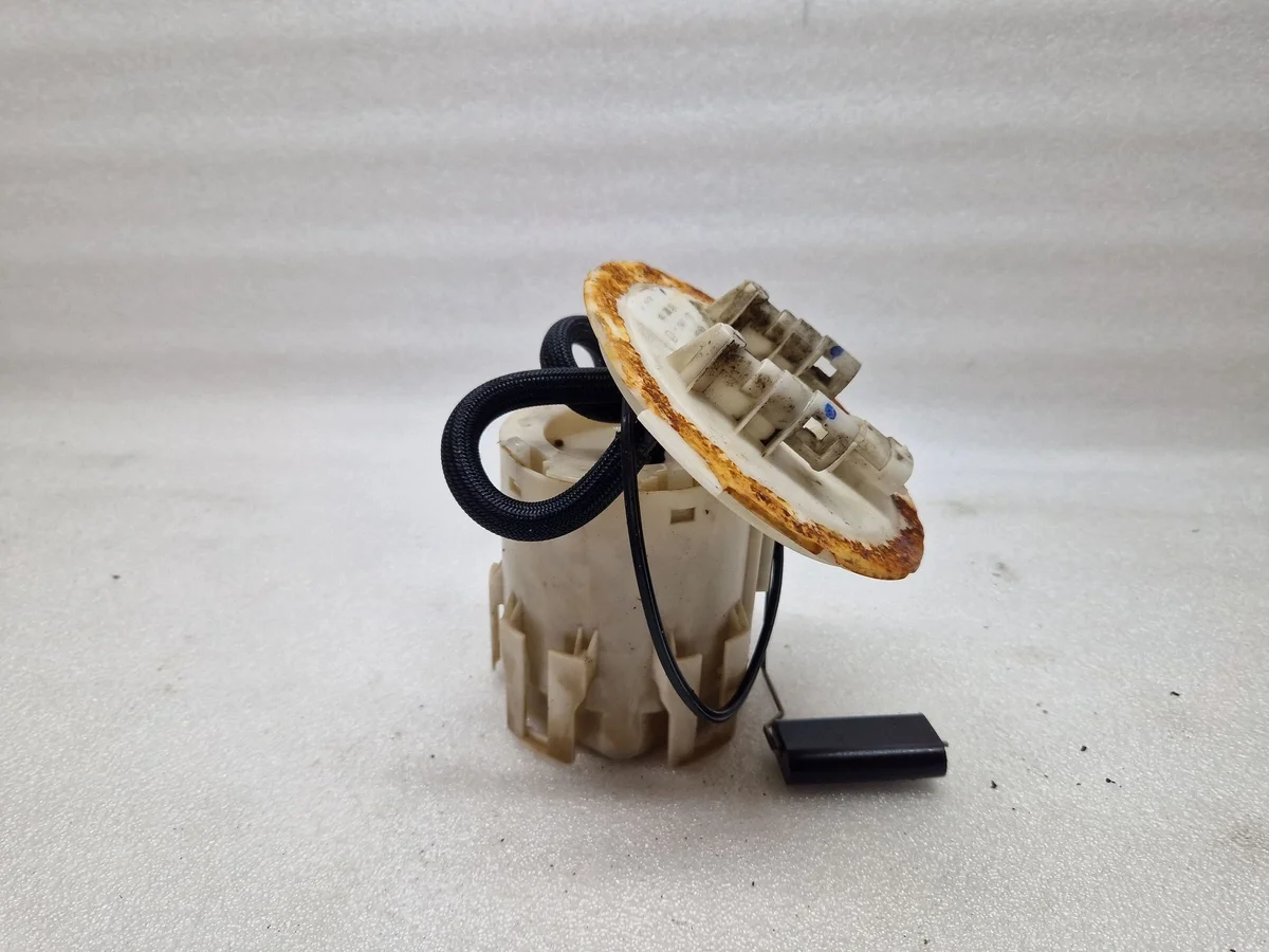 Bomba de Combustible Opel Astra H 1319489