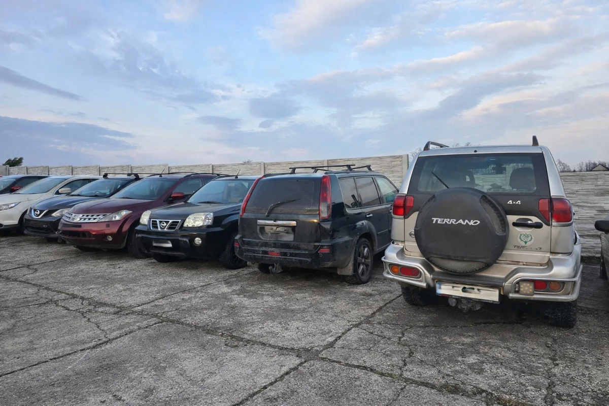 Nissan Qashqai J11 C-Säule Verkleidung Links image 10