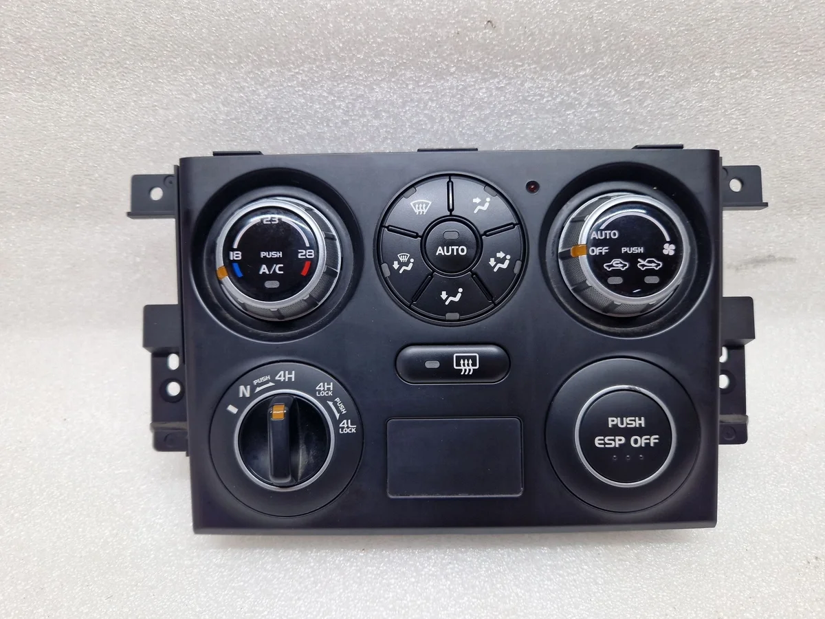 Klimapanel Suzuki Grand Vitara II 39510654J0