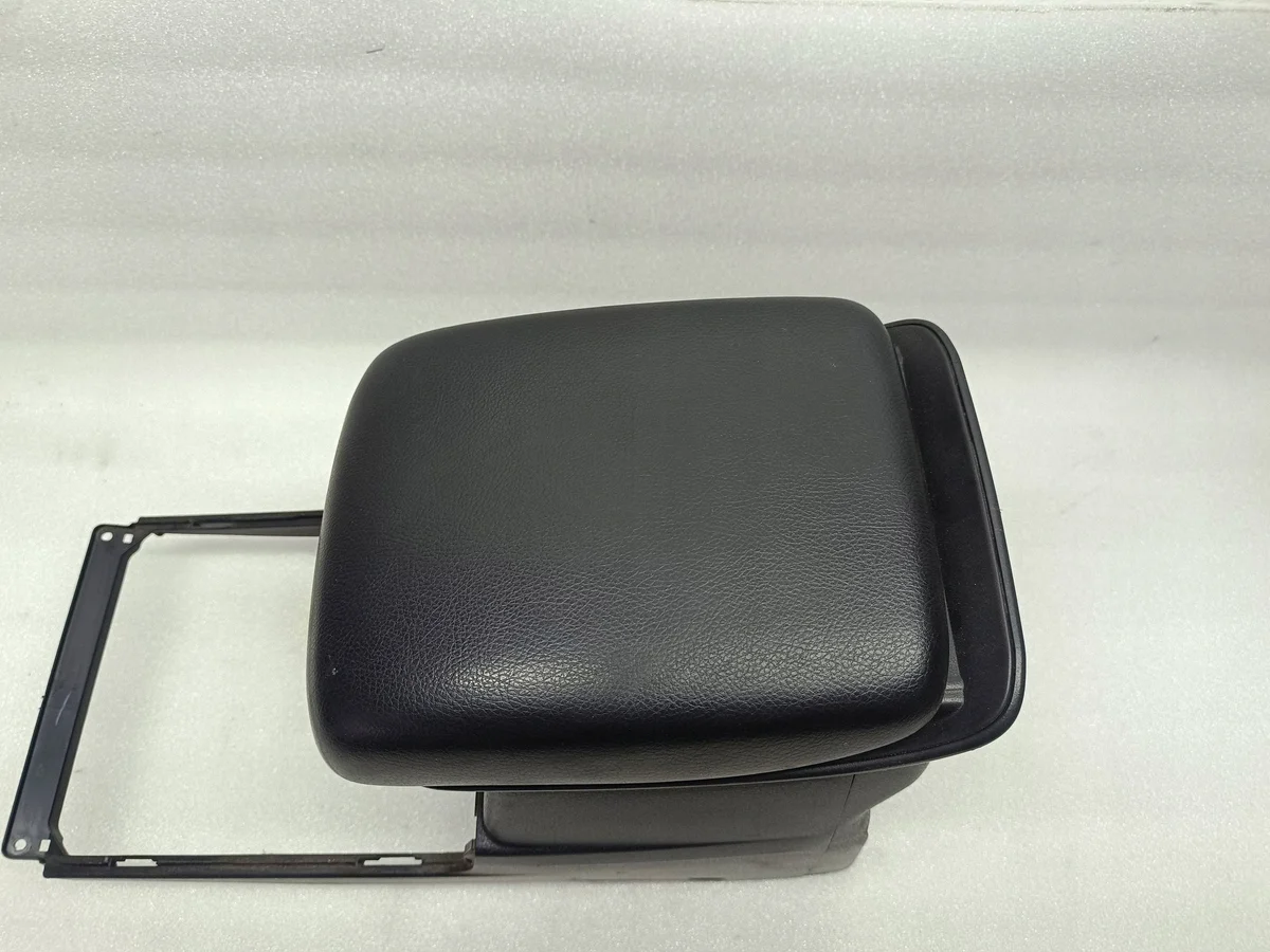 Suzuki Grand Vitara II armstöd, OEM ISA17500 image 4