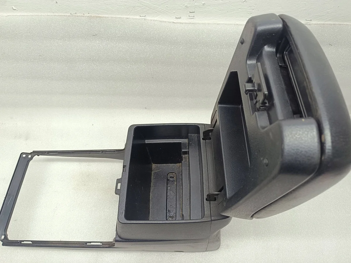 Suzuki Grand Vitara II armstöd, OEM ISA17500 image 5