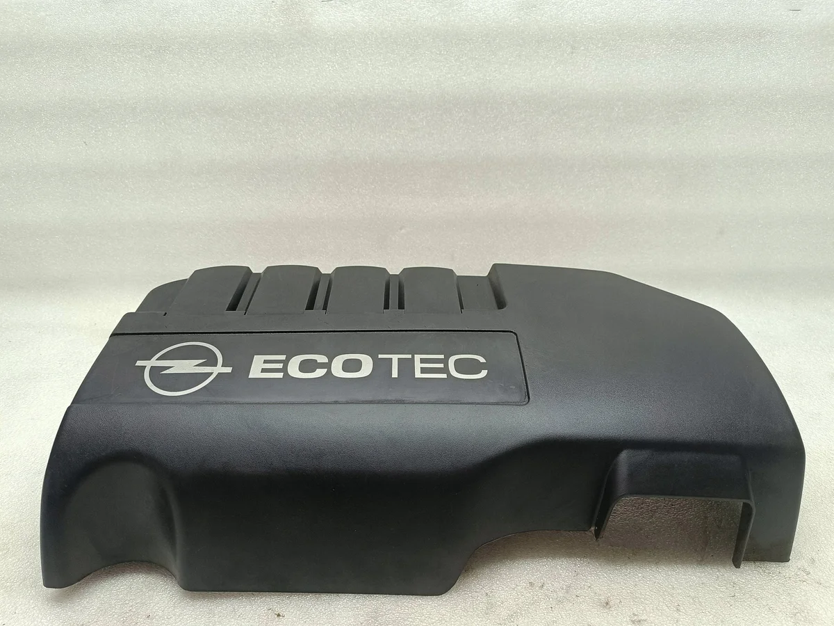 Tapa Motor Opel Corsa C 1.3 CDTI 55557343