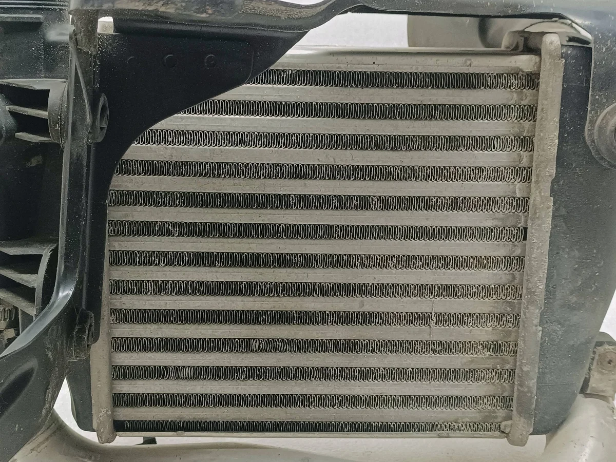 Intercooler Audi A6 S6 C6 4F Links ISA17227 image 4