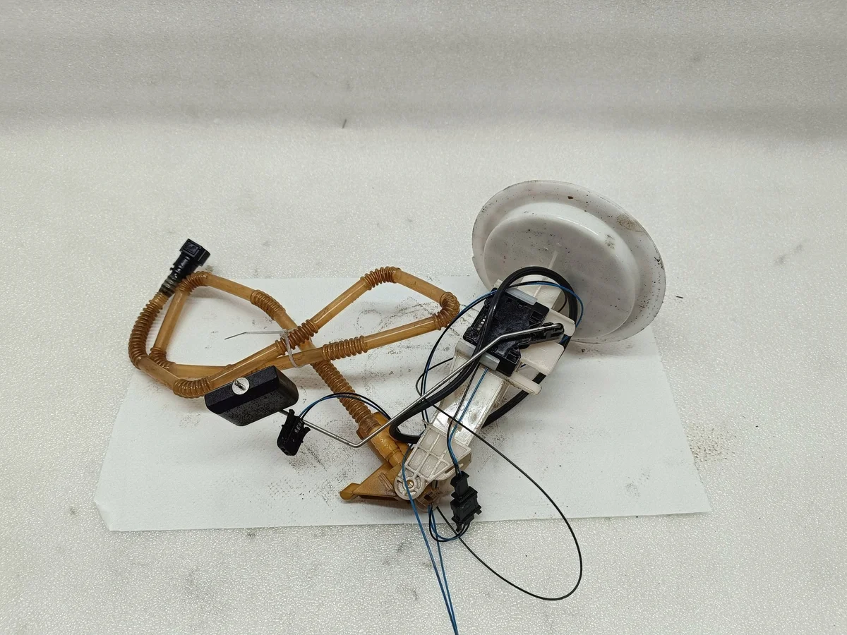 Audi 4F0201317 Bränslepumpsensor