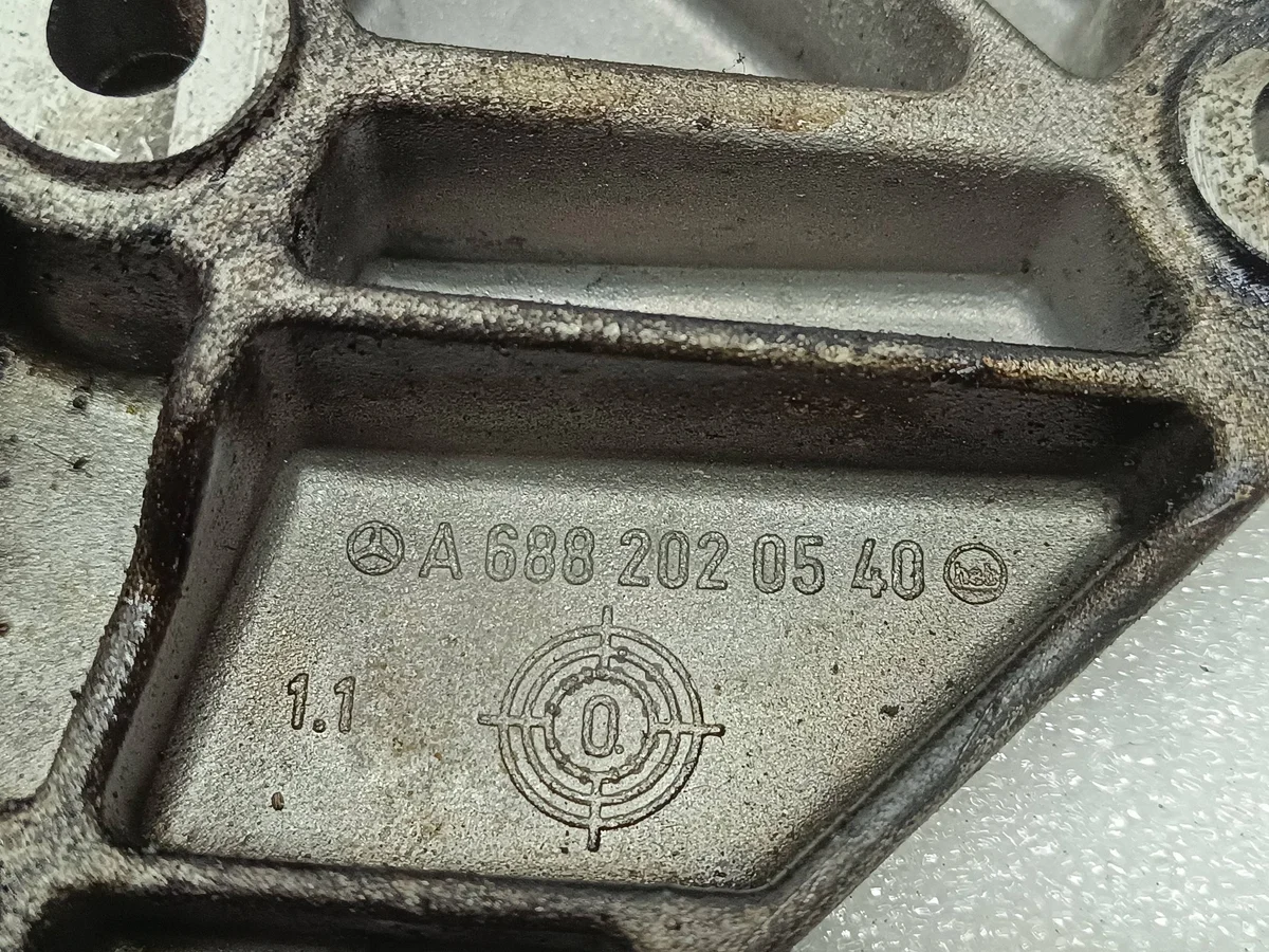 Soporte Alternador Mercedes-Benz A W168 A6882020540 image 6