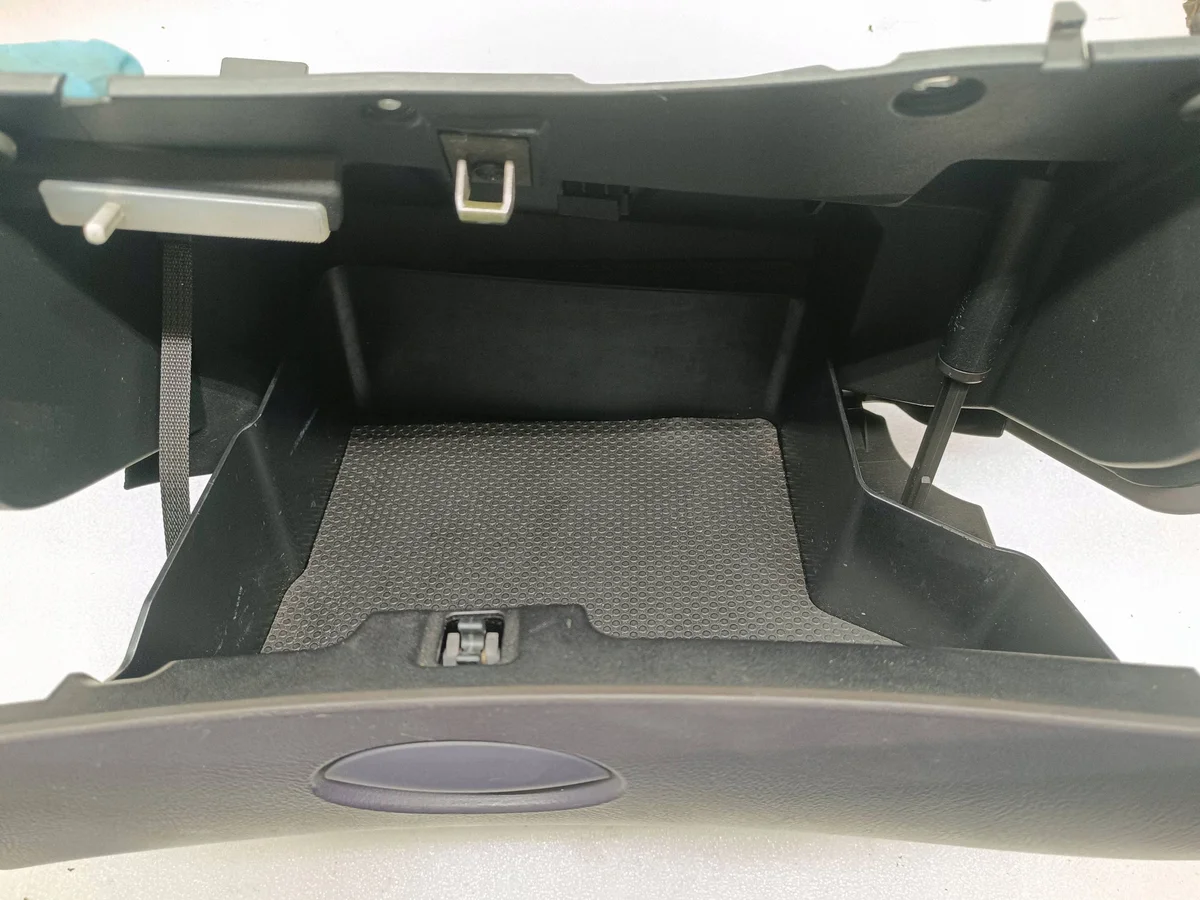 Ablagefach Mercedes-Benz A W168 1686801850 image 6