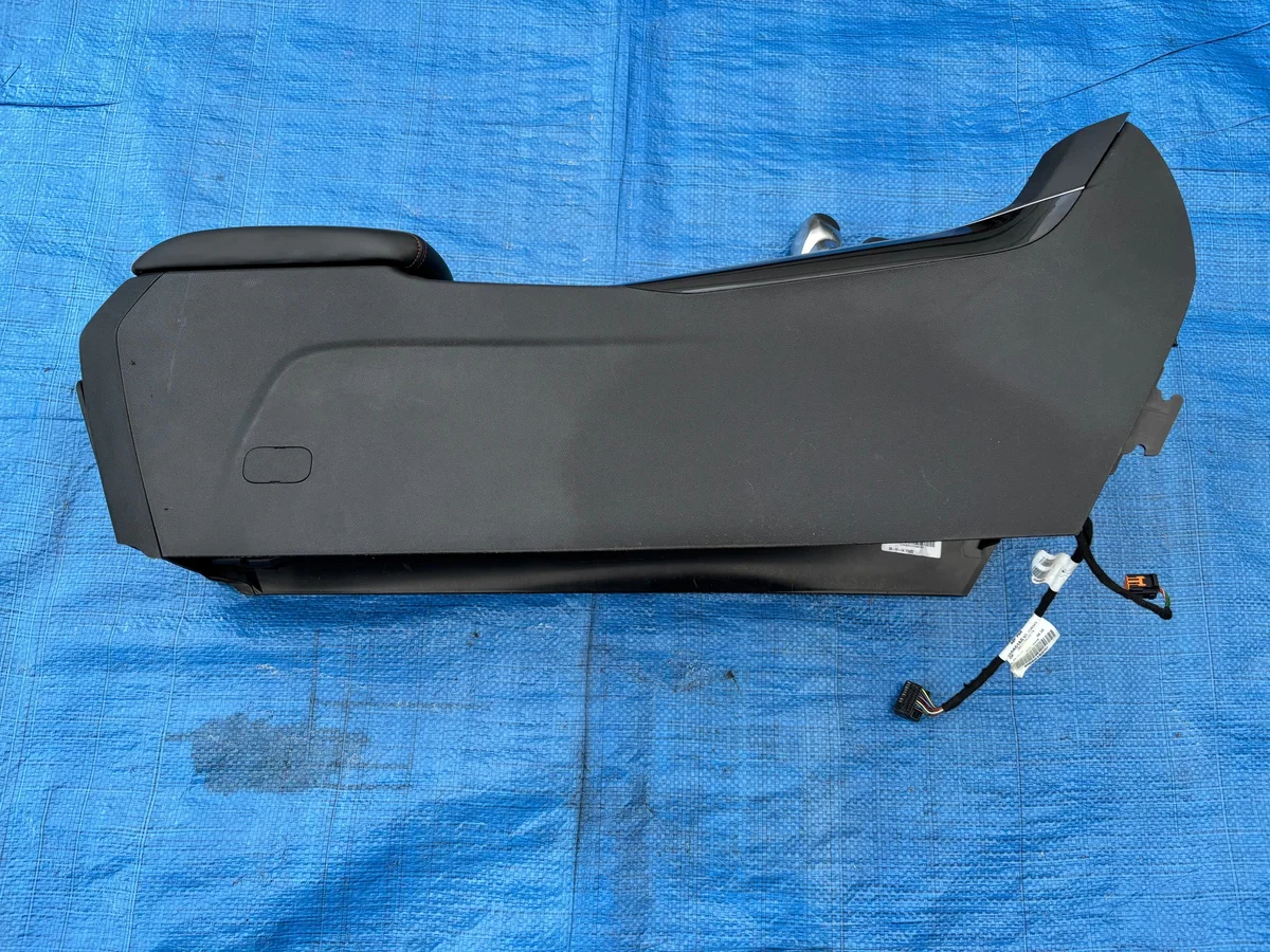 Peugeot 308 T9 GTLINE Armsteun Middenconsole image 6