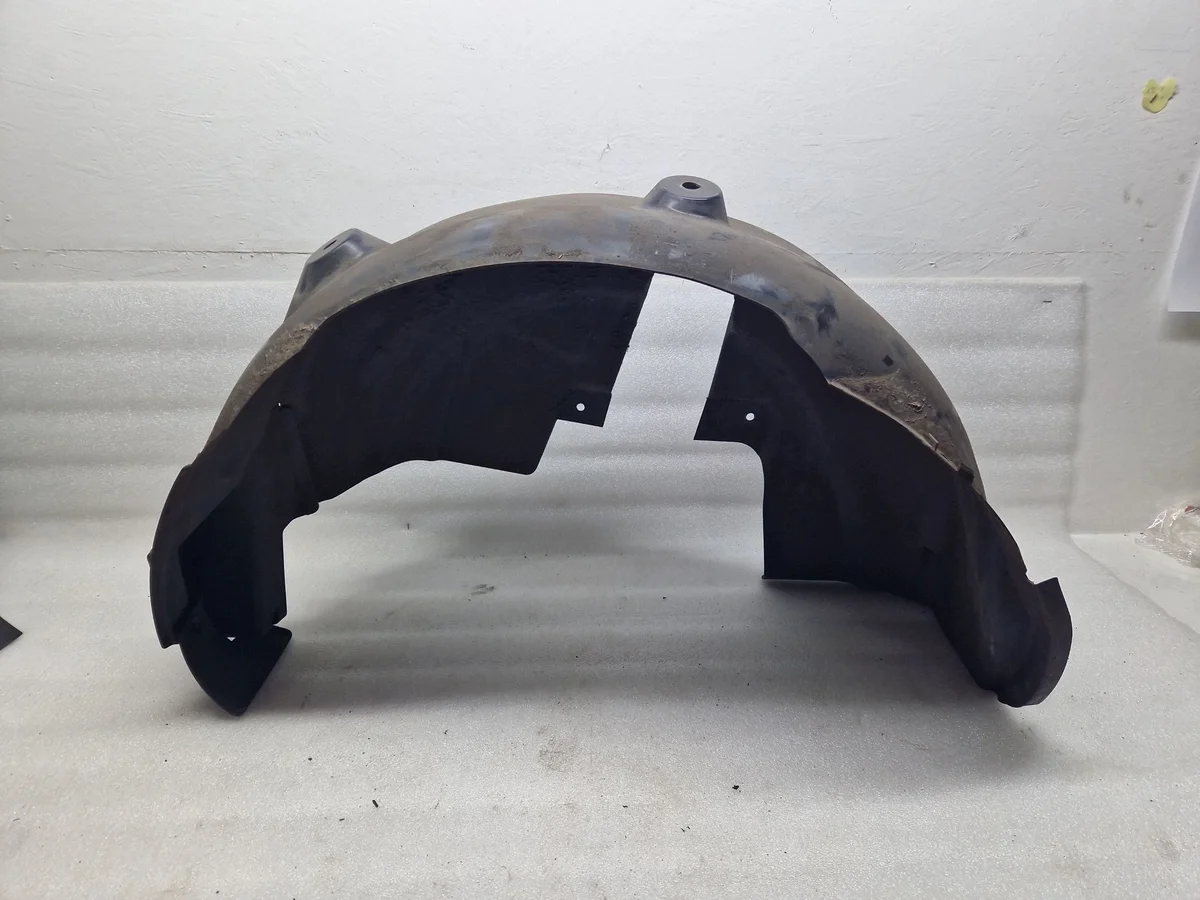 Radkasten links hinten Renault Captur 767491301R