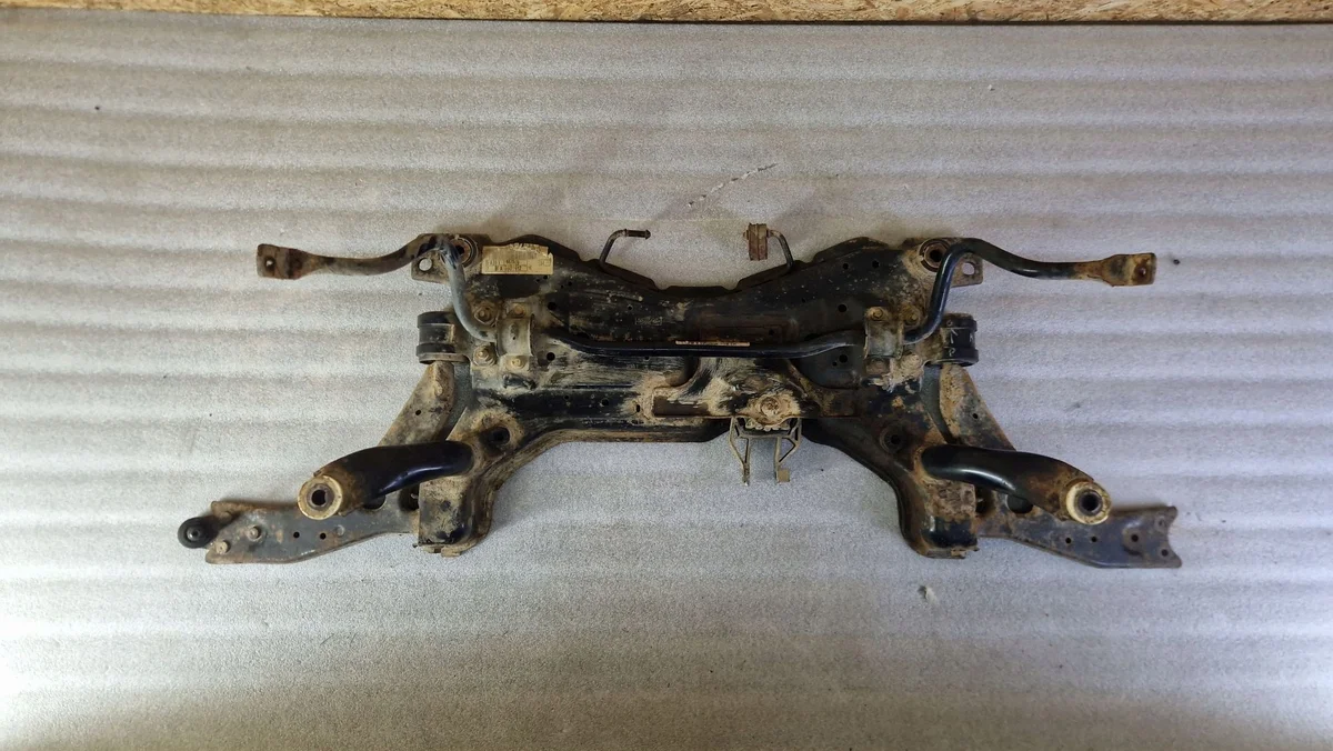 Sanki avant Ford Focus ISA16474 image 4