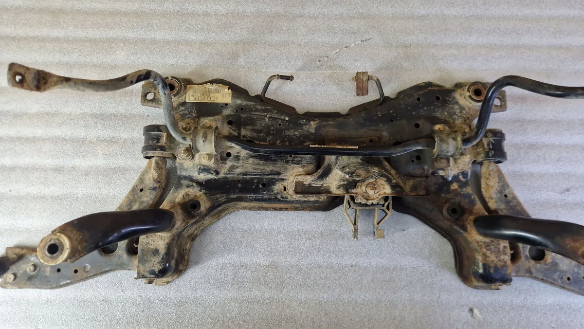 Sanki avant Ford Focus ISA16474 image 6