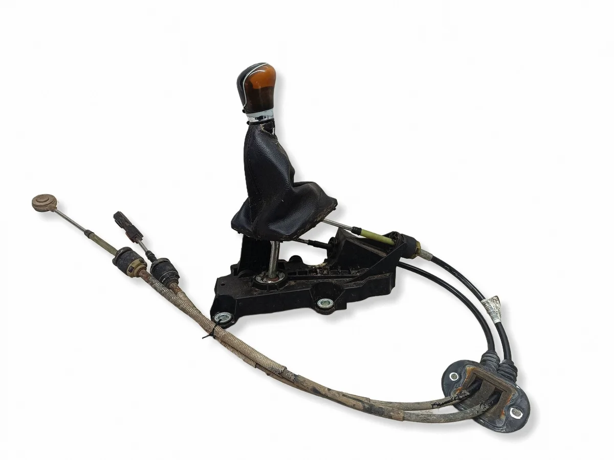Palanca de cambios Ford Focus ISA16401