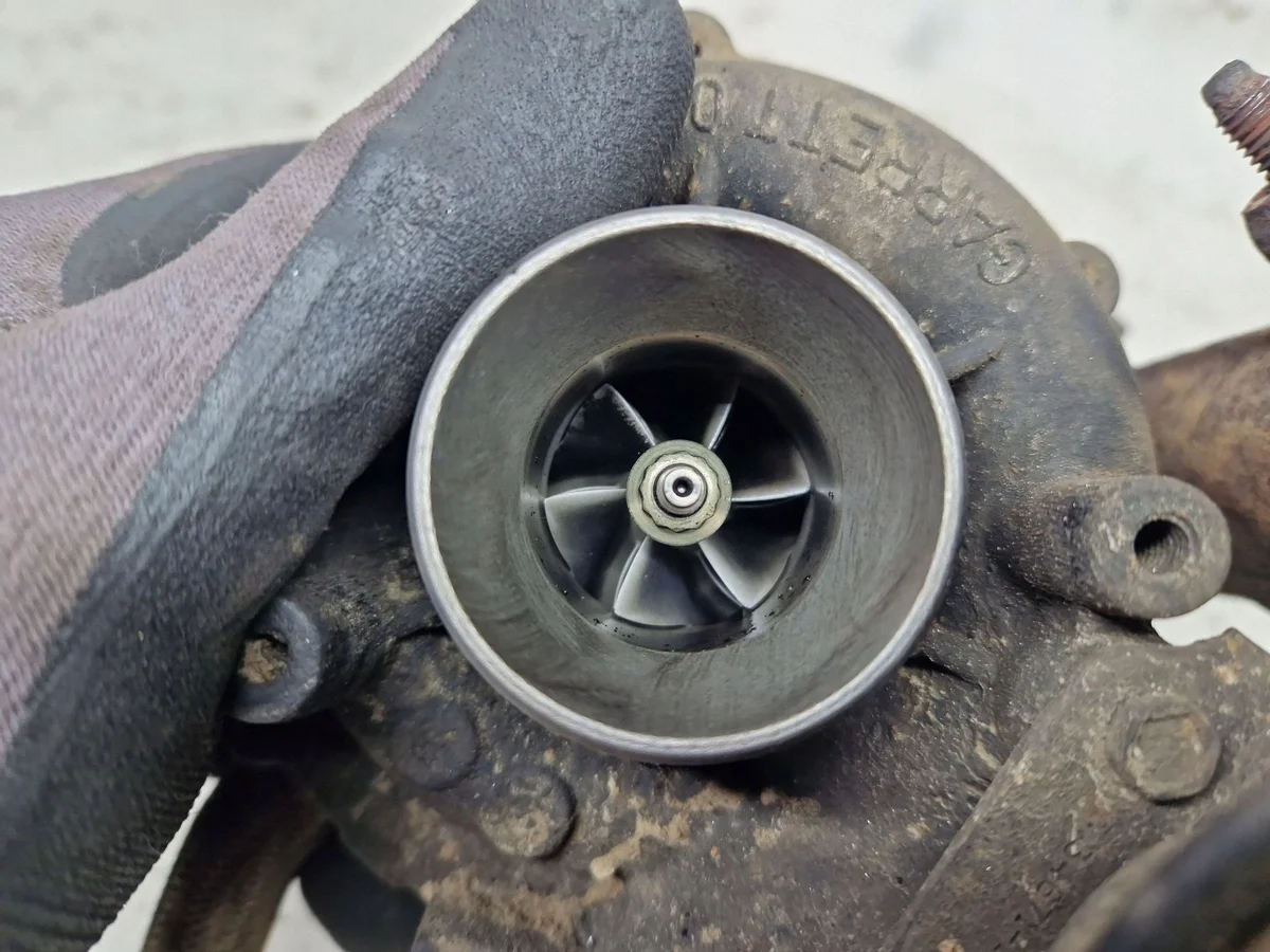 Turbo Avant Volkswagen Fox ISA16264 image 5