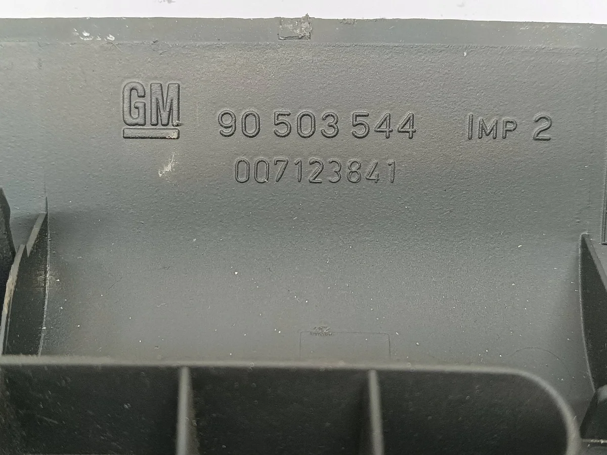 Cadre de grille d'aération Opel Vectra B 90503544 image 6
