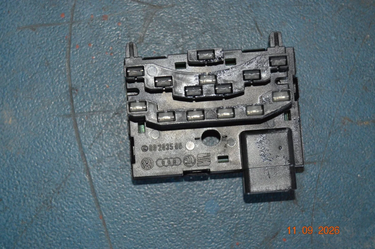 Sensor Ângulo Direção SEAT ALTEA XL 1K0959654 image 3
