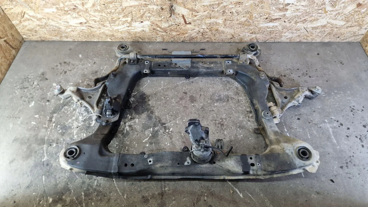 Framvagn Volvo V70 ISA15984