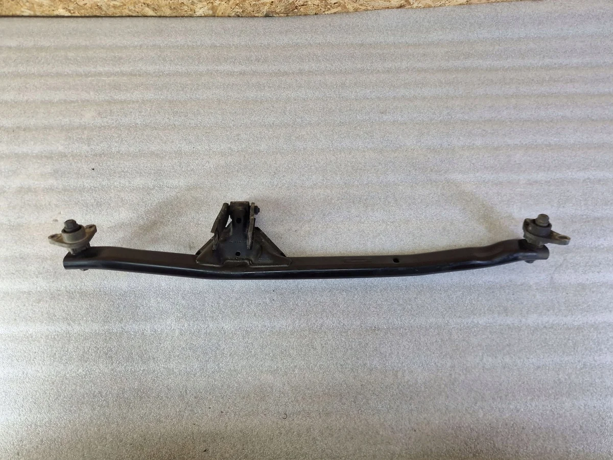 Soporte Motor Delantero Volvo V70 ISA15988 image 4