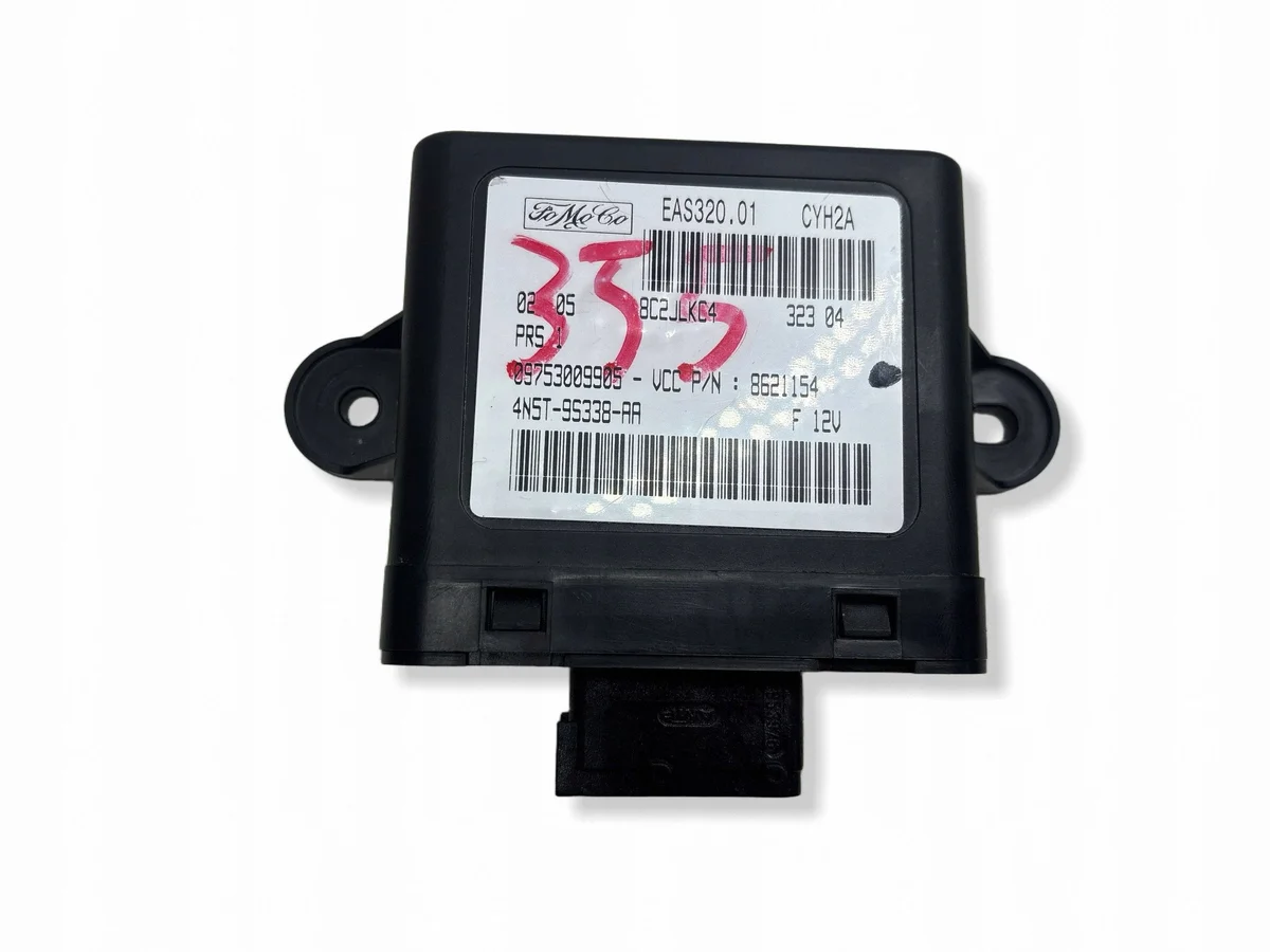 Ohjainyksikkö Volvo V50 551200016905 Käytetty