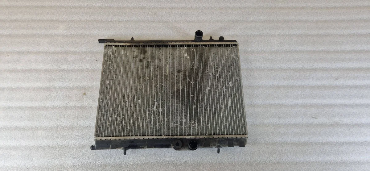 Kühler Wasser vorne Citroen Xsara Picasso