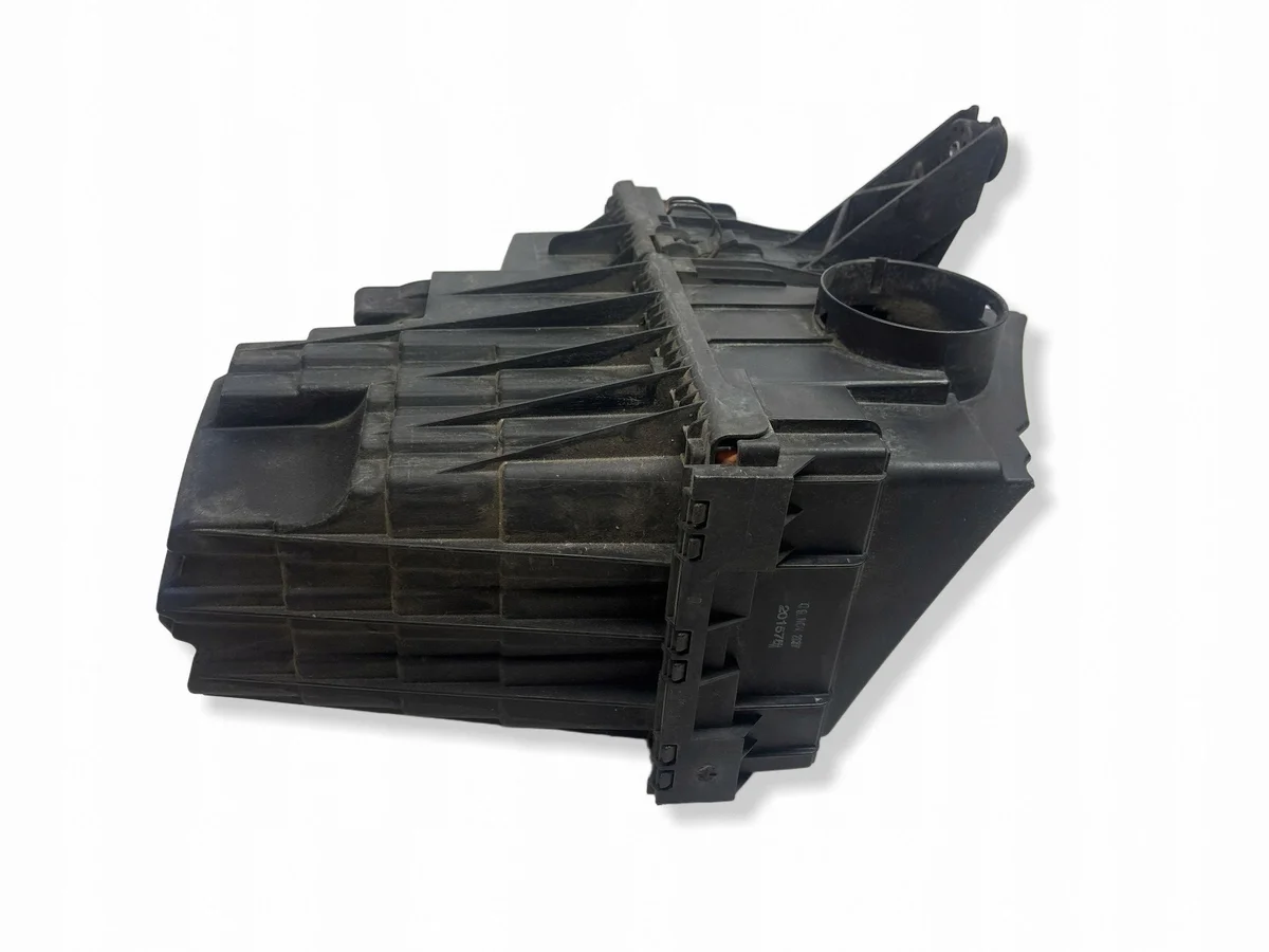 Luchtfilterhuis VW Transporter T5 Caravelle image 9
