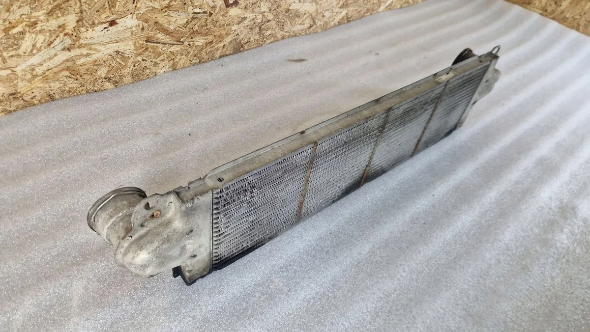 VW T5 Intercooler 8ML376723-511 image 3
