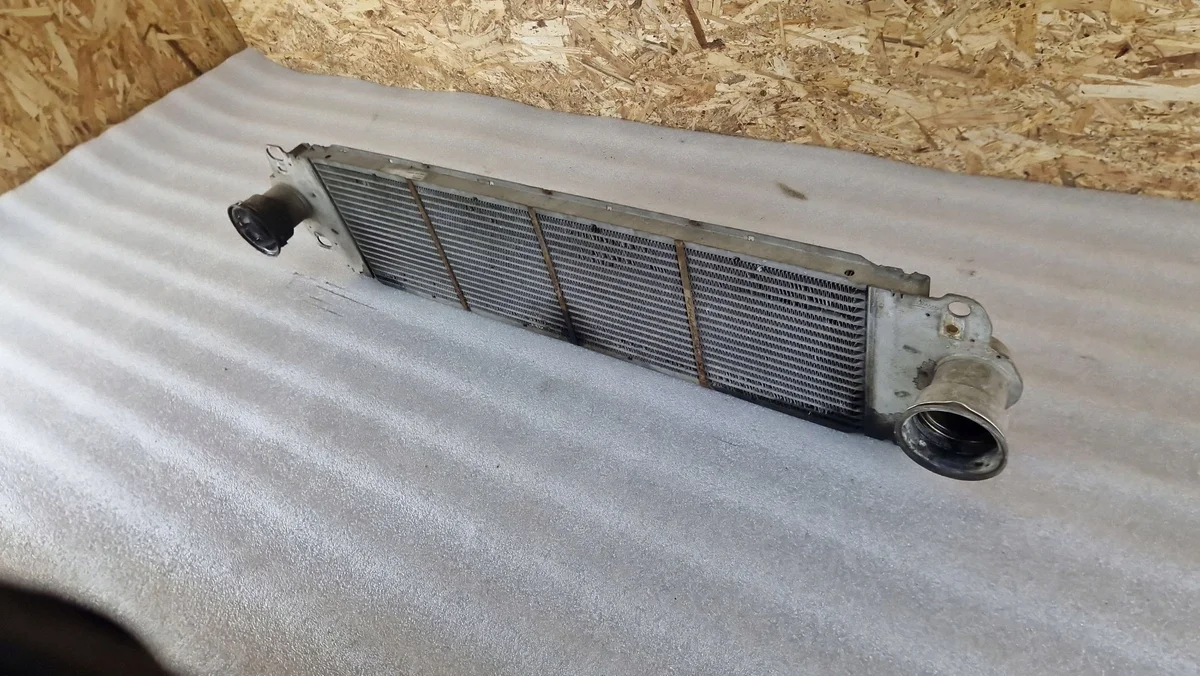VW T5 Intercooler 8ML376723-511 image 6