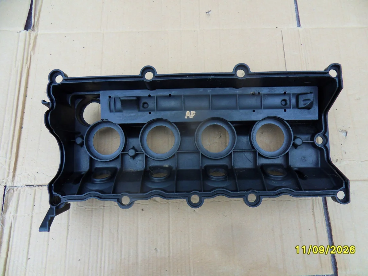 Tapa de Válvulas Opel OE 8980011421 Usada image 4