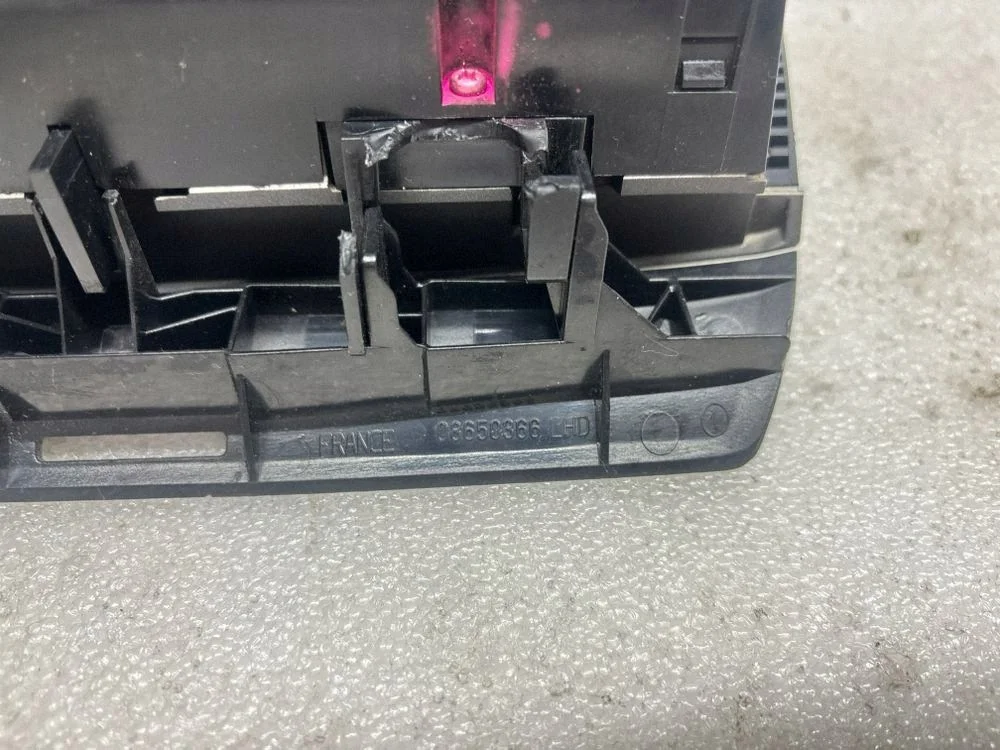 Panel Climatizador Volvo V70 08650366 image 6
