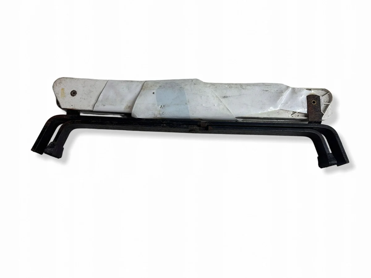 Honda Warning Triangle K23637 Used image 6