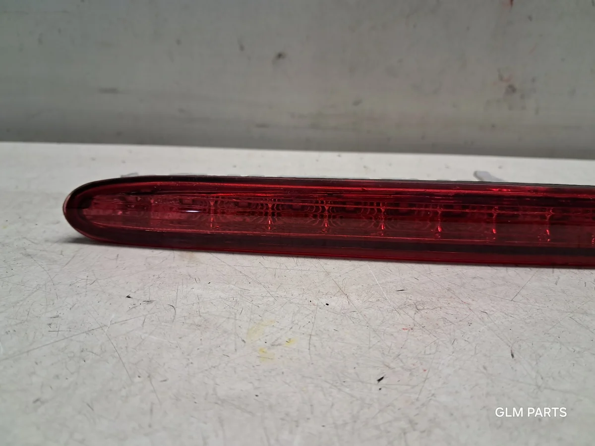3ème feu stop Mercedes-Benz A 2098201056 image 3