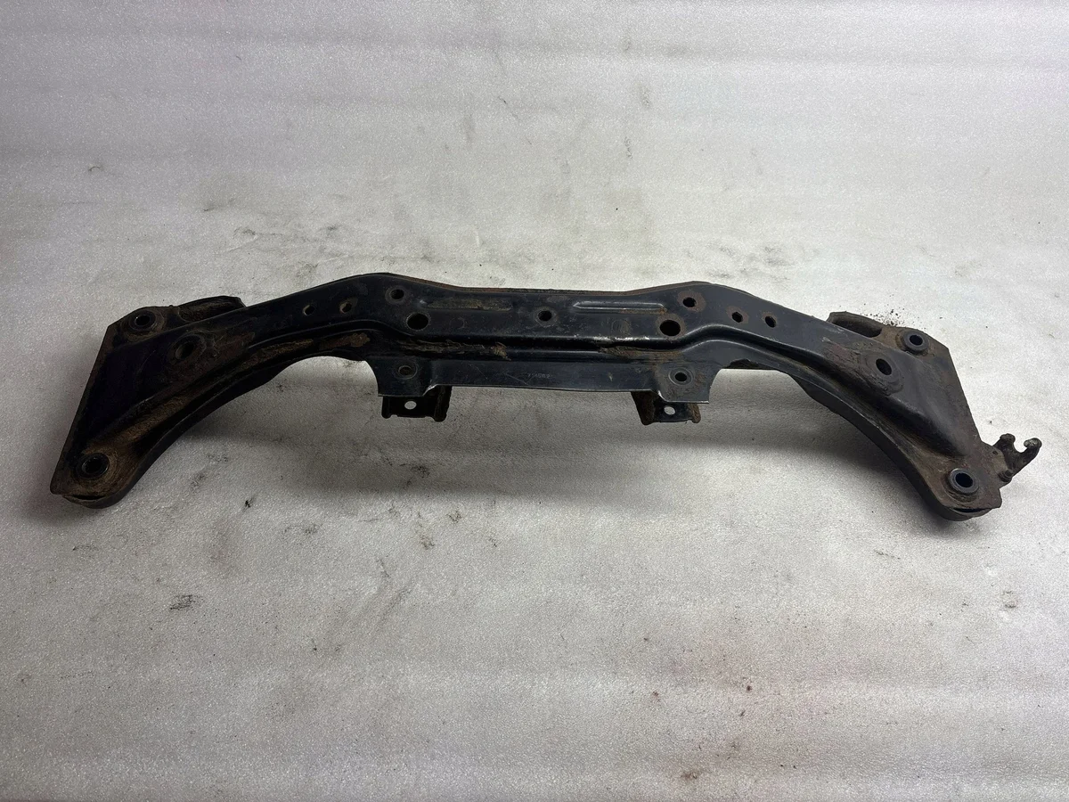 Sanki dianteiras BMW 3 E46 ISA14018