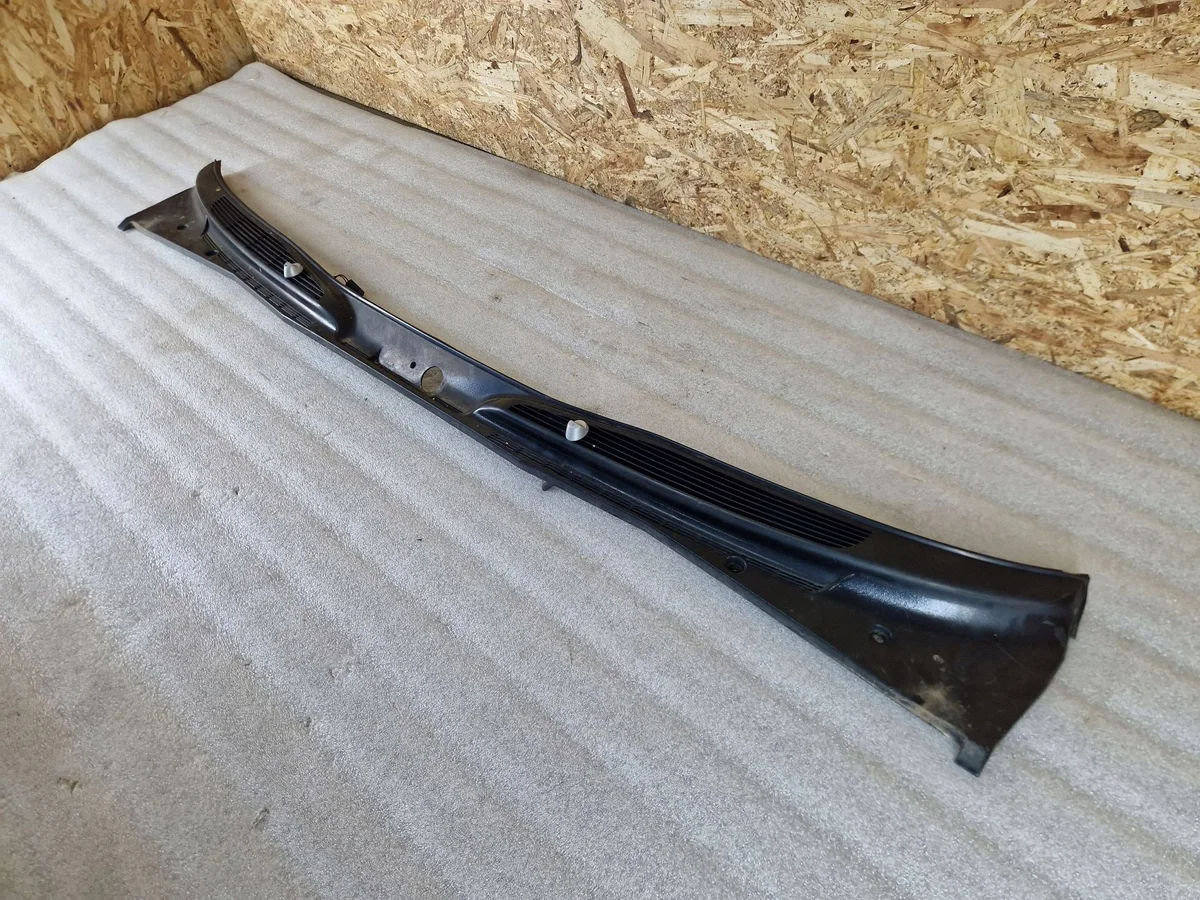 Jaguar XJ X40 Front Undertray BEC70845 image 3