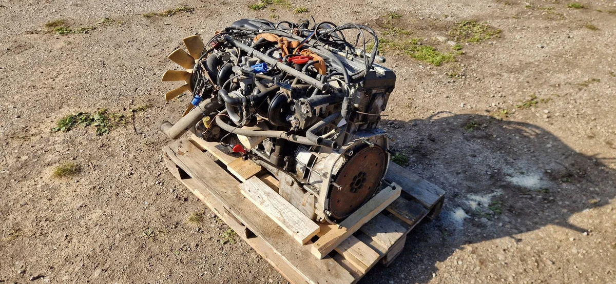 Motor Jaguar XJ X40 ZE673 Usado image 3