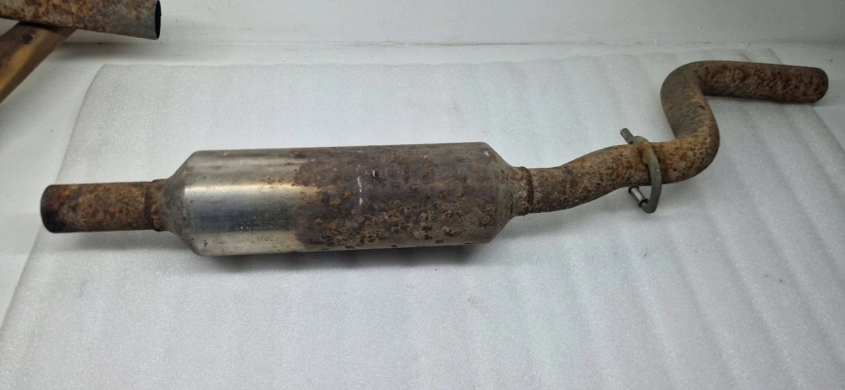 Auspuff VW Passat B6 3C0253211F gebraucht image 3